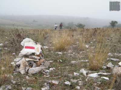 ...e "omini" di pietra, utili in caso di nebbia